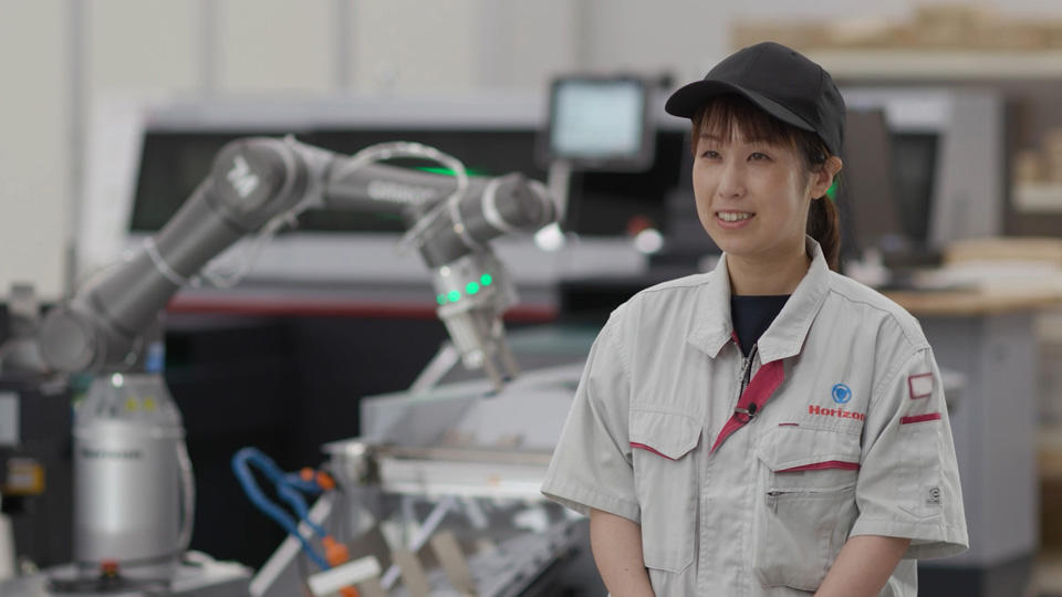 テクニカルコミュニケーション課 中村 理恵子様