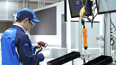 人とロボットの強みを活かした自動化の実現